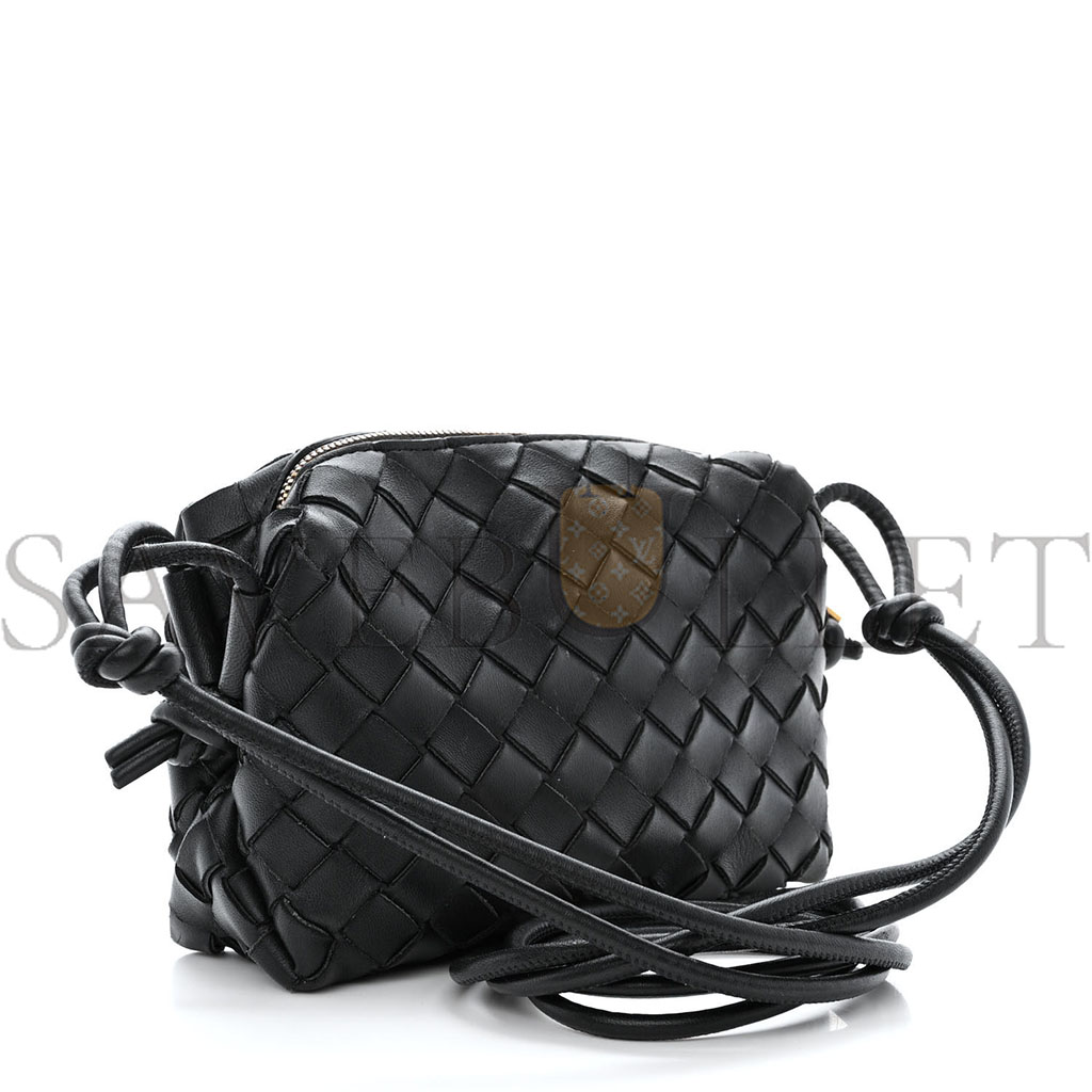 BOTTEGA VENETA NAPPA INTRECCIATO MINI LOOP CAMERA BAG SPACE (17*13*7cm)